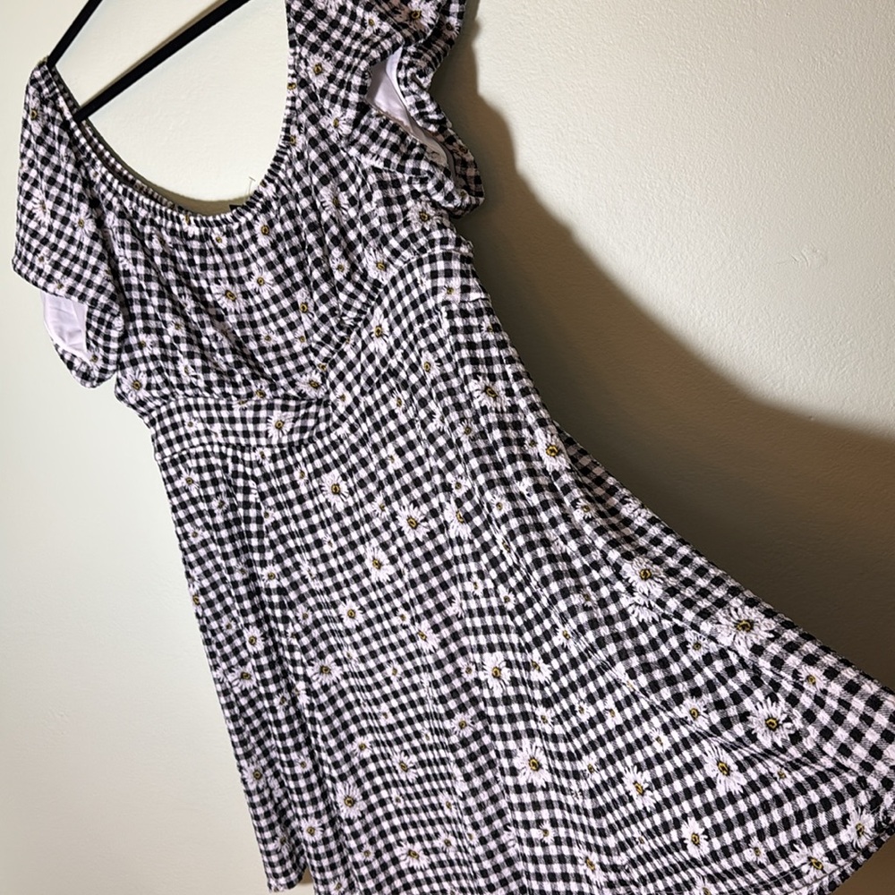 Torrid size 4 Mini Textured Knit Puff Sleeve Skater Dress - Picture 12 of 12